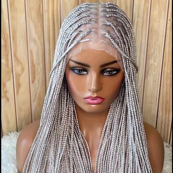 Braided wig - Picture 3 of 3